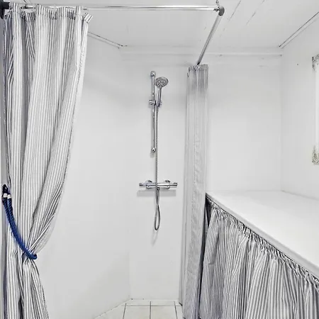 3 Bedroom In * Nordenbro Vesteregn