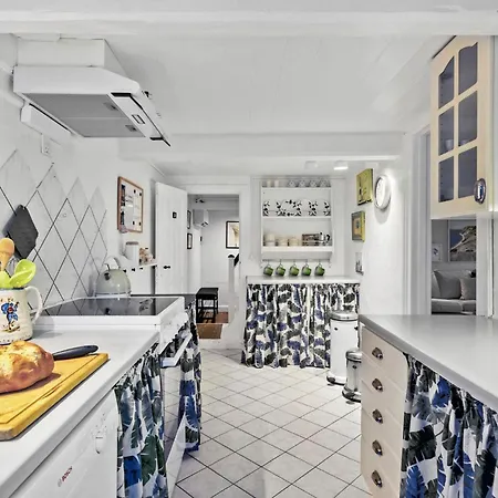 3 Bedroom In *